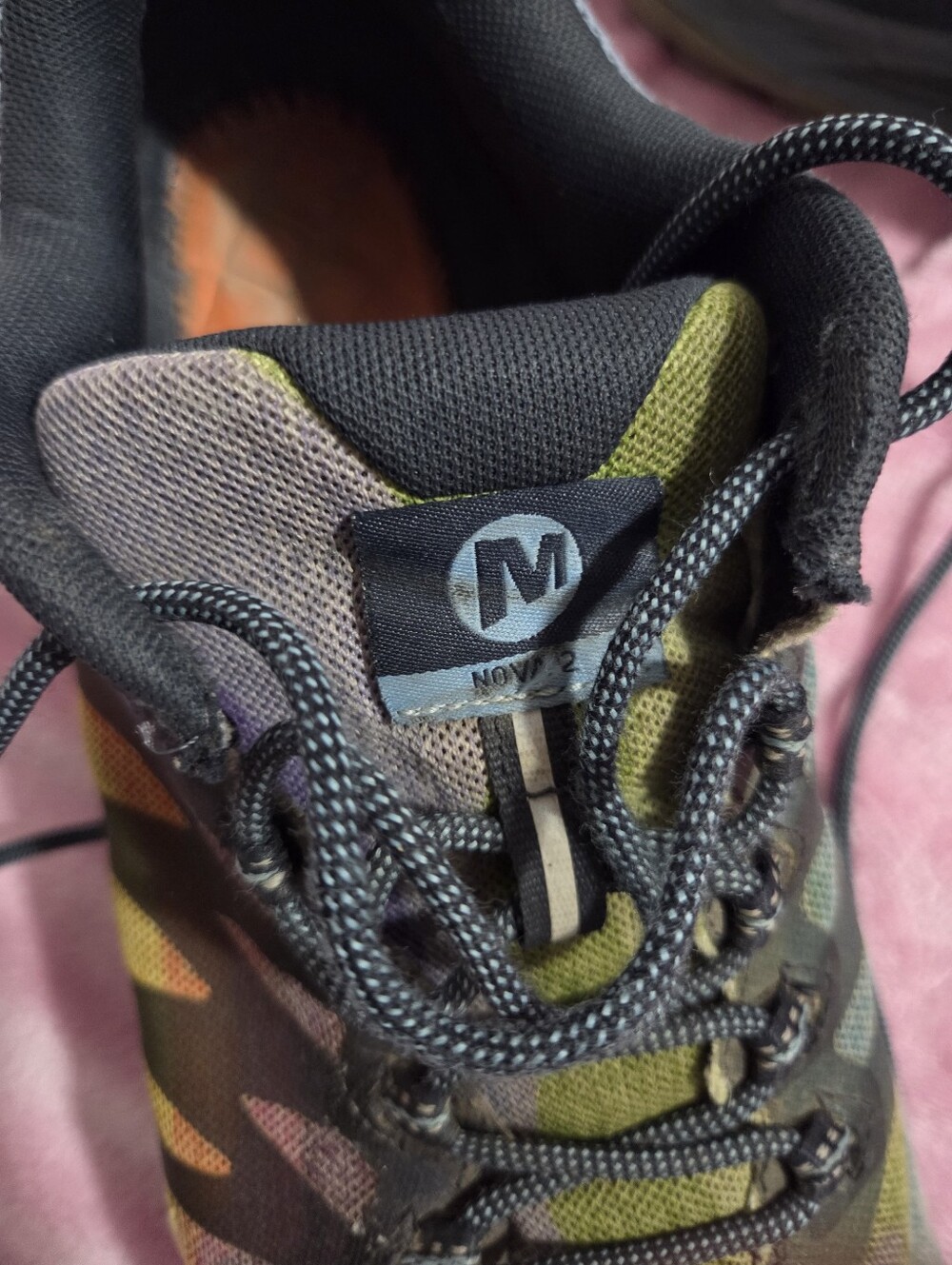 Merrell Men's Gray and Black Trail Sneaker with Vibram Logo - Picture 3 of 6